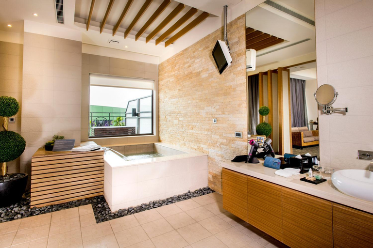 Bathroom 5, Silks Place Yilan, Yilan