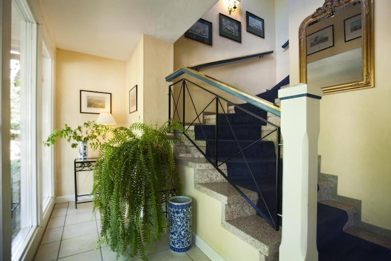 Others 5, Das kleine Hotel am Park Garni, Heidekreis