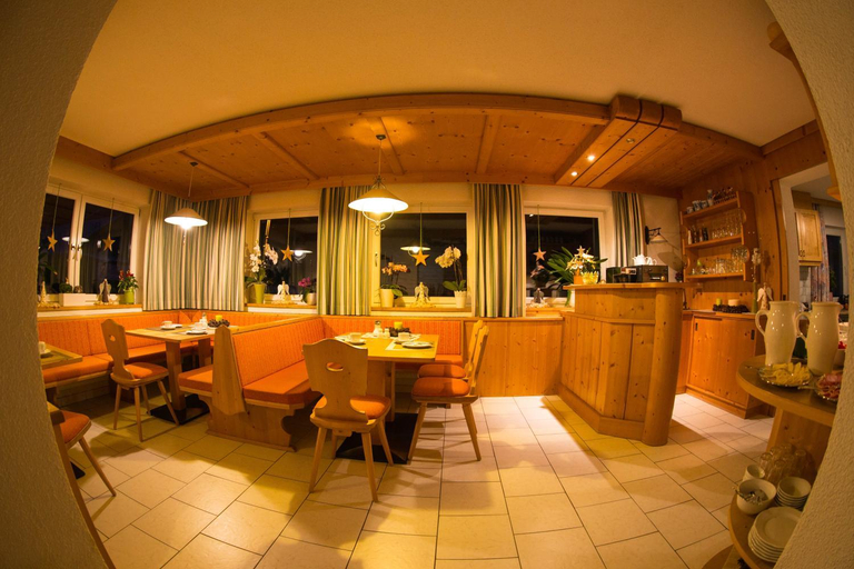 Food & Drinks 4, Haus Enzian, Imst