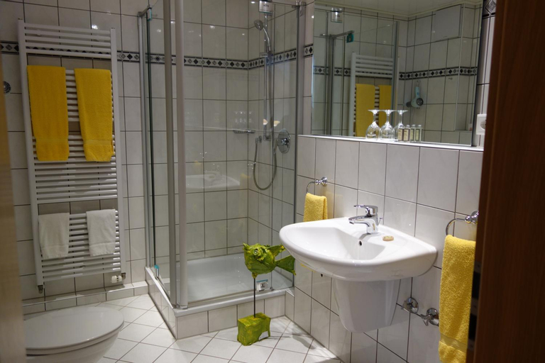 Bathroom 11