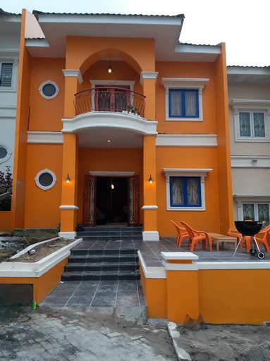 Exterior 16