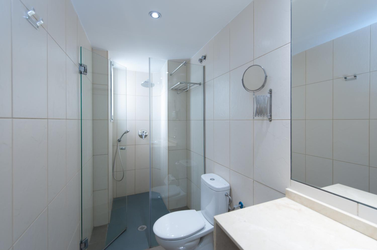 Bathroom 5, Apartamentos Colon Playa, Las Palmas