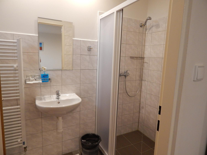 Bathroom 3, Penzion U Kasnych, Praha - západ