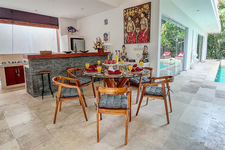 Others 4, Villa Kallayaan, Central Seminyak - 10 mins walk from Oberoi, Badung