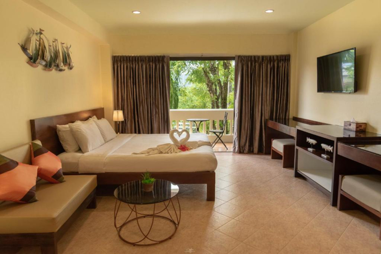 Bedroom 3, Park 38 Hotel - SHA Plus, Phuket Island