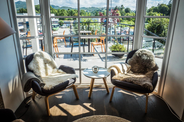 Public Area 2, Lilland Brewery Hotel, Strand