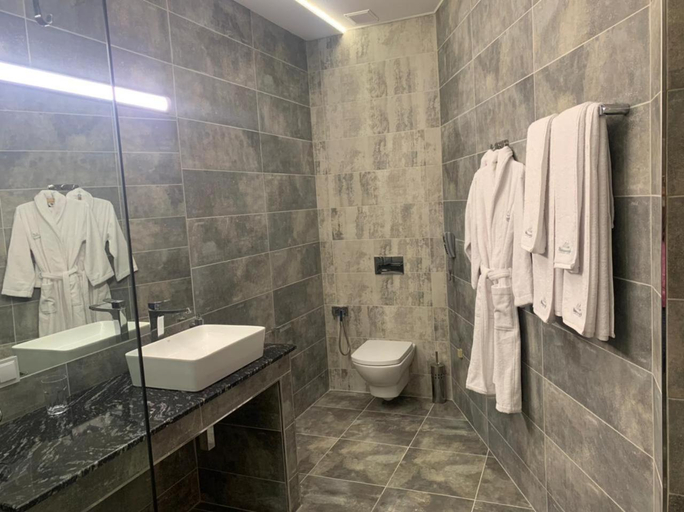 Bathroom 5, Ararat Hotel, Yerevan