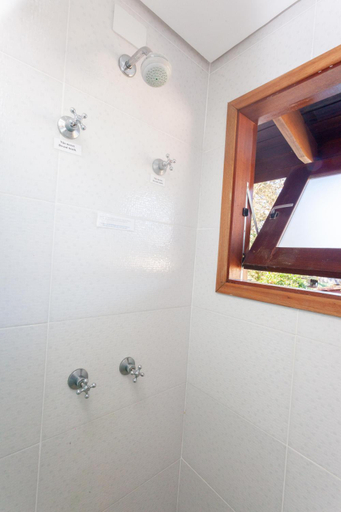 Bathroom 5, Ubatuba Ecologic Pousada, Ubatuba