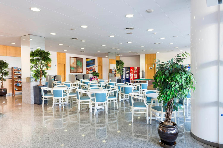 Food & Drinks 3, Apartamentos Condado, Girona