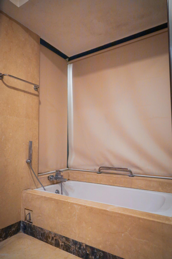 Bathroom 15