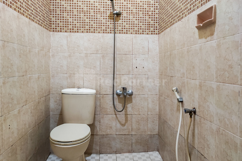Bathroom 4