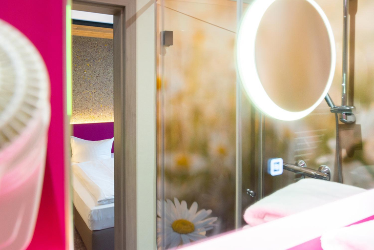 Bathroom 4, Hotel Waldmühle, Schmalkalden-Meiningen