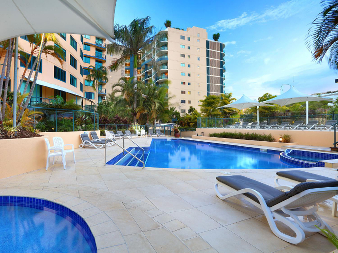 Sport & Beauty 2, Peninsular Beachfront Resort, Maroochy - Mooloolaba