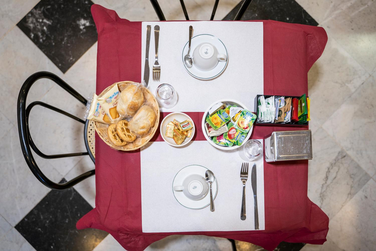 Food & Drinks 5, Hotel Ferrarese, Rome