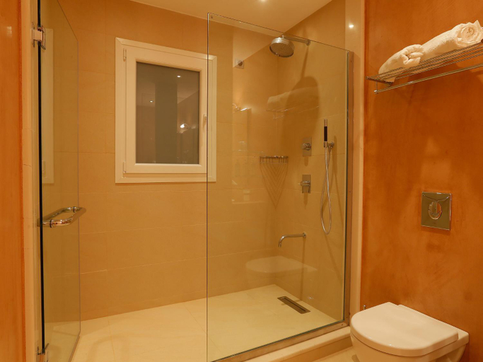 Bathroom 4, Pictures Suites, Ionian Islands