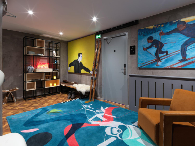 Bedroom 3, Snow Lodge Hotel Courchevel 1850, Savoie