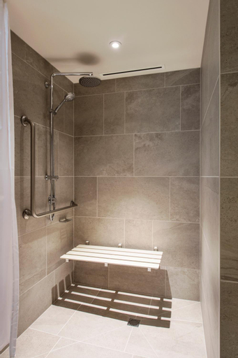 Bathroom 4