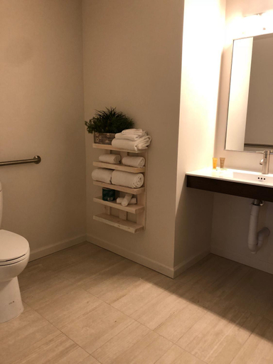 Bathroom 4, The Inn at Pasatiempo, Santa Cruz