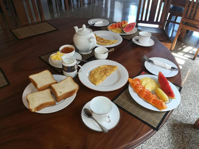 Food & Drinks 5, Sunset Fort Hotel, Galle Four Gravets