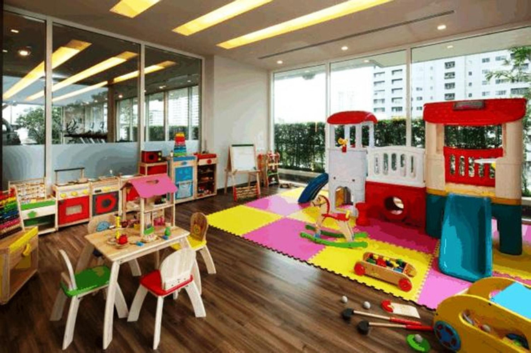 Kids playground 16