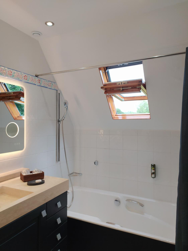 Bathroom 5