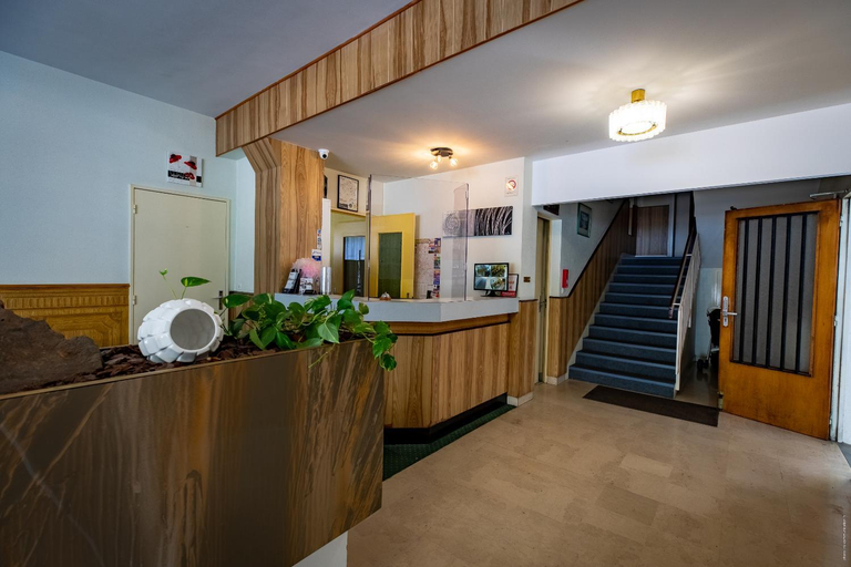 Public Area 3, Hotel Christina, Indre