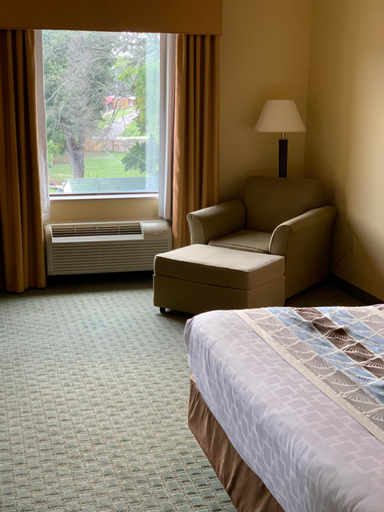 Bedroom 3, Ambassador Inn & Suites, Tuscaloosa