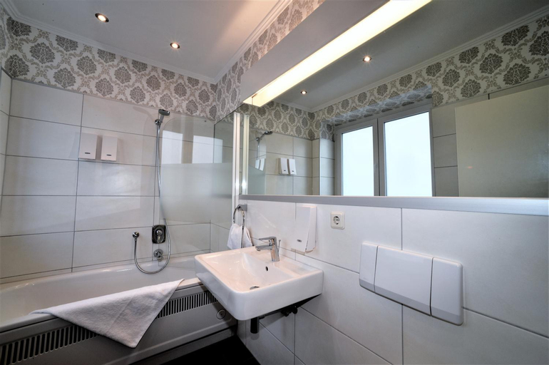 Bathroom 7