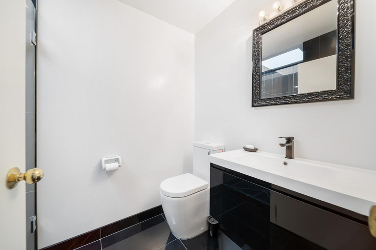 Bathroom 4, Balmoral Lodge, Queenstown-Lakes