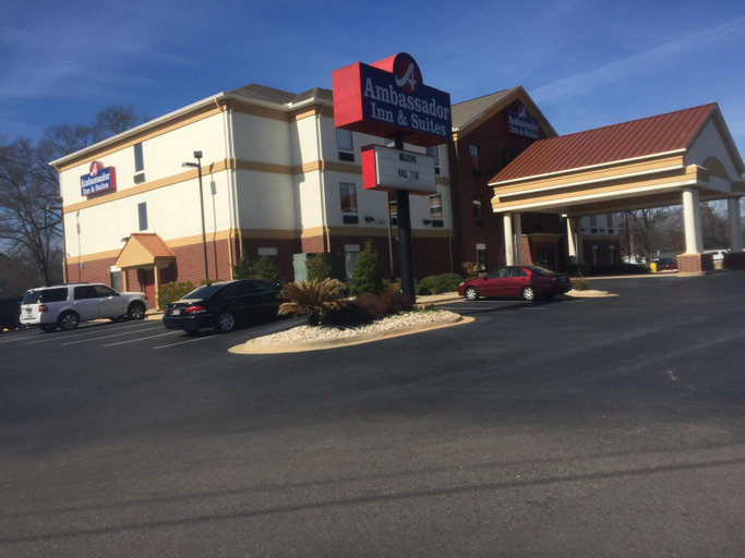 Exterior & Views, Ambassador Inn & Suites, Tuscaloosa