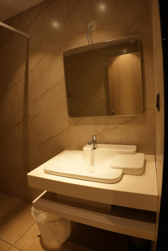 Bathroom 4, Hotel Ocean Vista Bay, Visakhapatnam