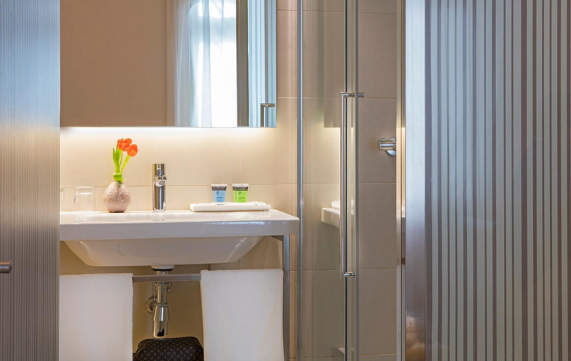 Bathroom 4, Park Hotel, Barcelona