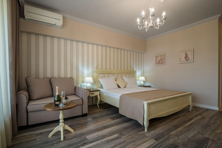 Bedroom 3, Sunny Castle Hotel - All Inclusive, Balchik