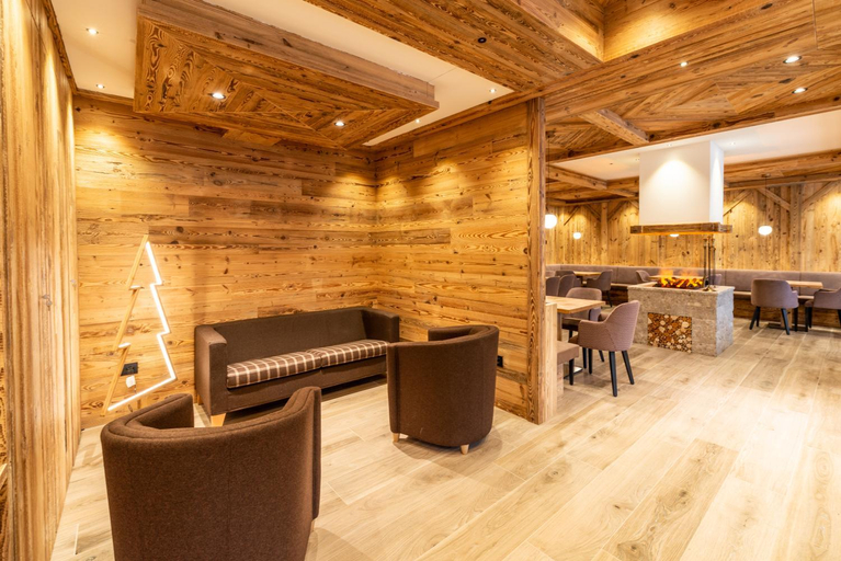 Public Area, Lady Maria Hotel And Resort, Trento