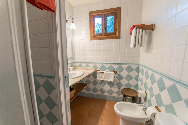 Bathroom 2, Alojamiento Rural El Valle, Granada