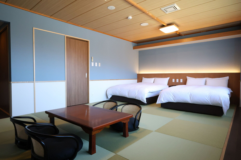 Bedroom 3, Kojohama Onsen Hotel, Shiraoi