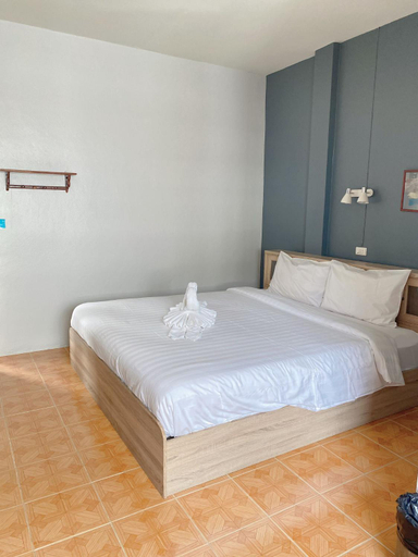 Bedroom 2, 2 Vikings Restaurant & Guesthouse, Phuket Island