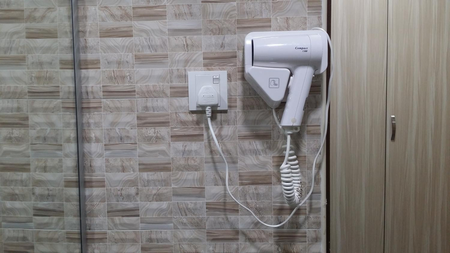 Bathroom 4