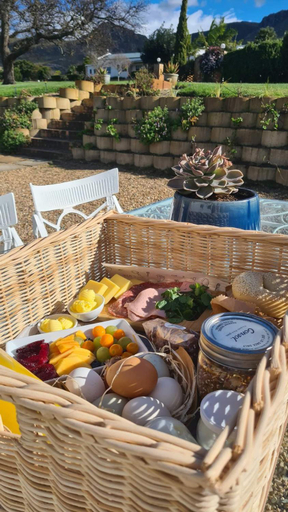 Food & Drinks 3, White Water Farm, Overberg