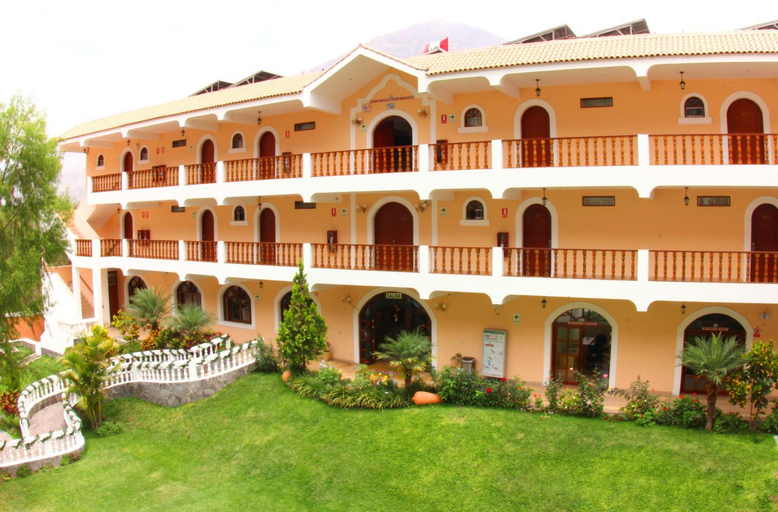 Entrance 3, Lunahuana River Resort, Cañete