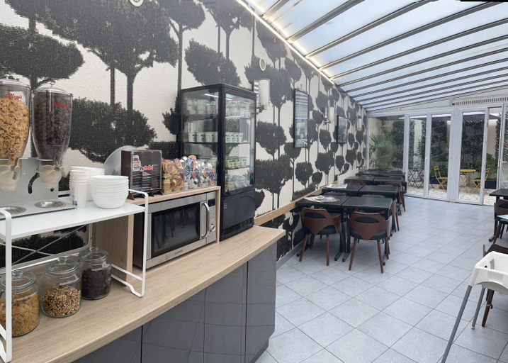 Food & Drinks 5, Hotel Lilas Gambetta, Paris