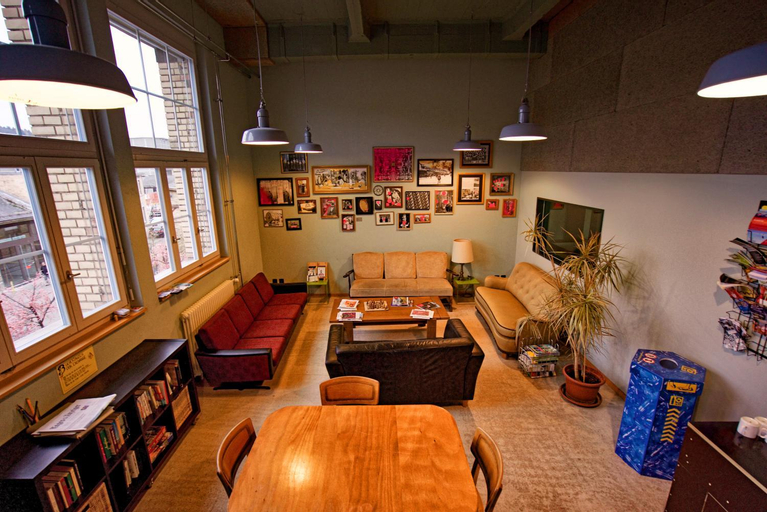 Food & Drinks 5, Depot 195 - Hostel Winterthur, Winterthur