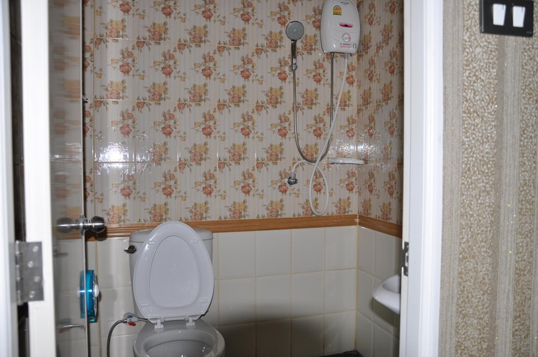 Bathroom, Feel Good Resort, Muang Nakhon Ratchasima