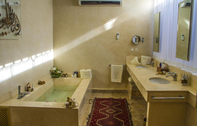 Bathroom 5, Palais El Miria & SPA, Marrakech