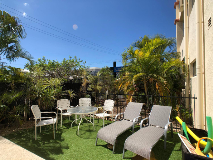 Food & Drinks, City Plaza Apartments, Cairns