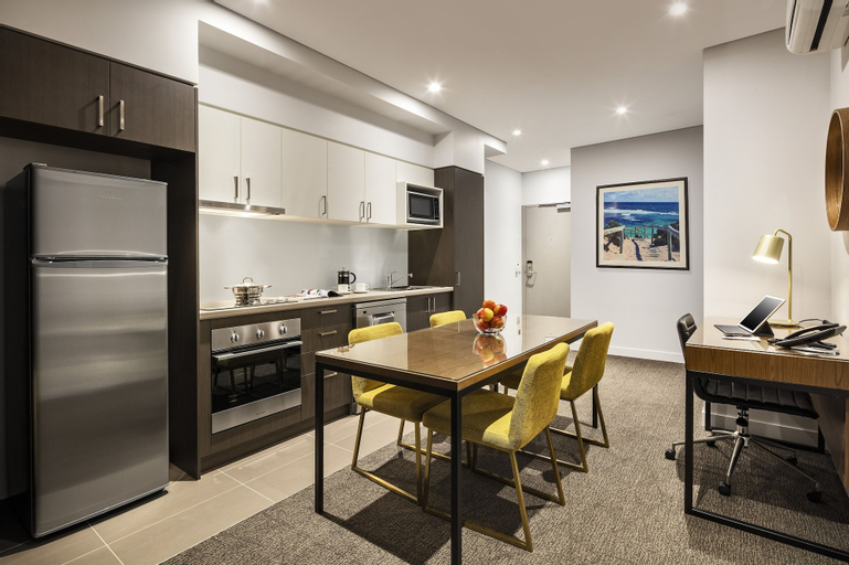 Dining Room 4