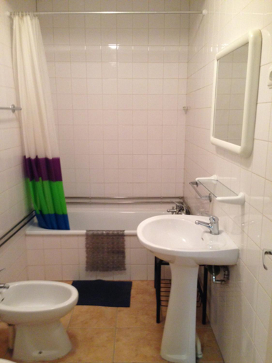 Others 5, Covilha Hostel, Covilhã