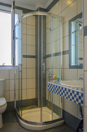 Bathroom 3, Villa Eden, East Macedonia and Thrace