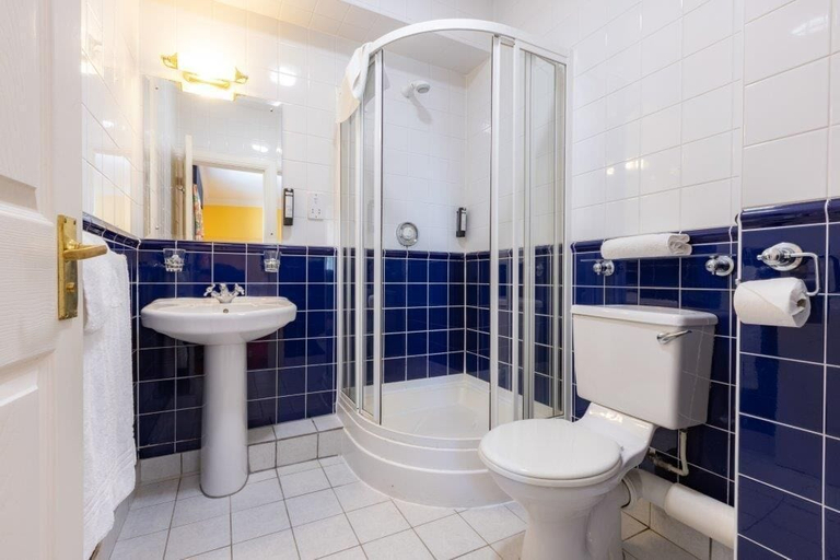 Bathroom 4, Celtic Royal Hotel & Spa, Gwynedd
