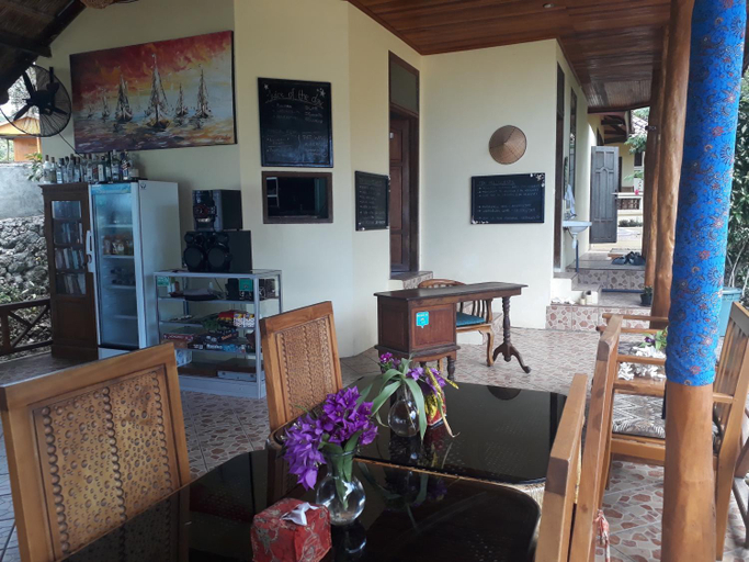 Public Area 3, Bara Beach Bungalows, Bulukumba